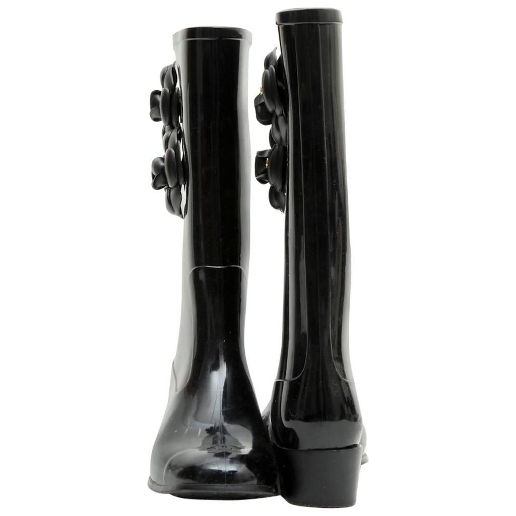 CHANEL Rain Boots in Black Rubber Size 38FR at 1stDibs