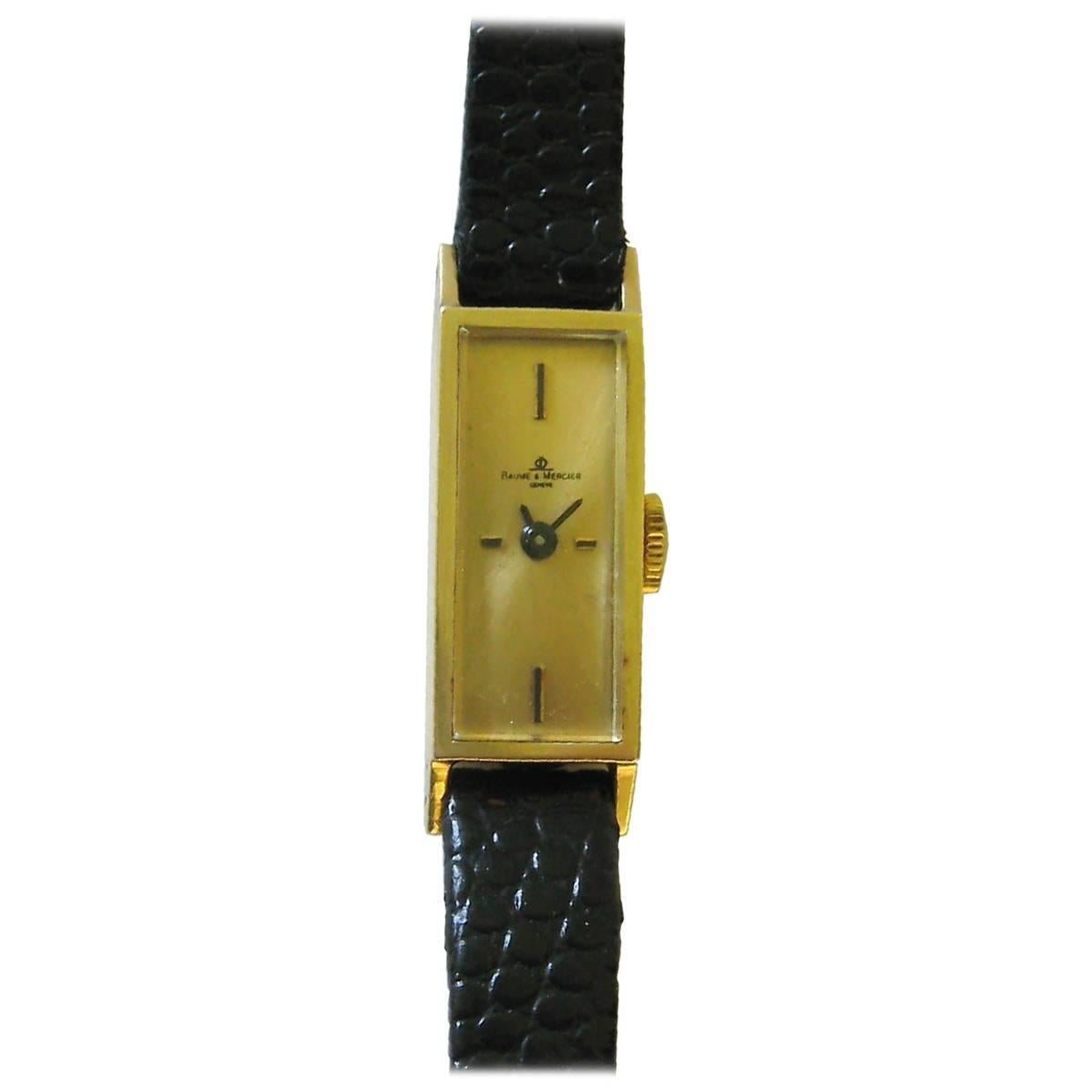 Baume & Mercier Montre-bracelet pour dames en or jaune 14 carats à remontage manuel   en vente