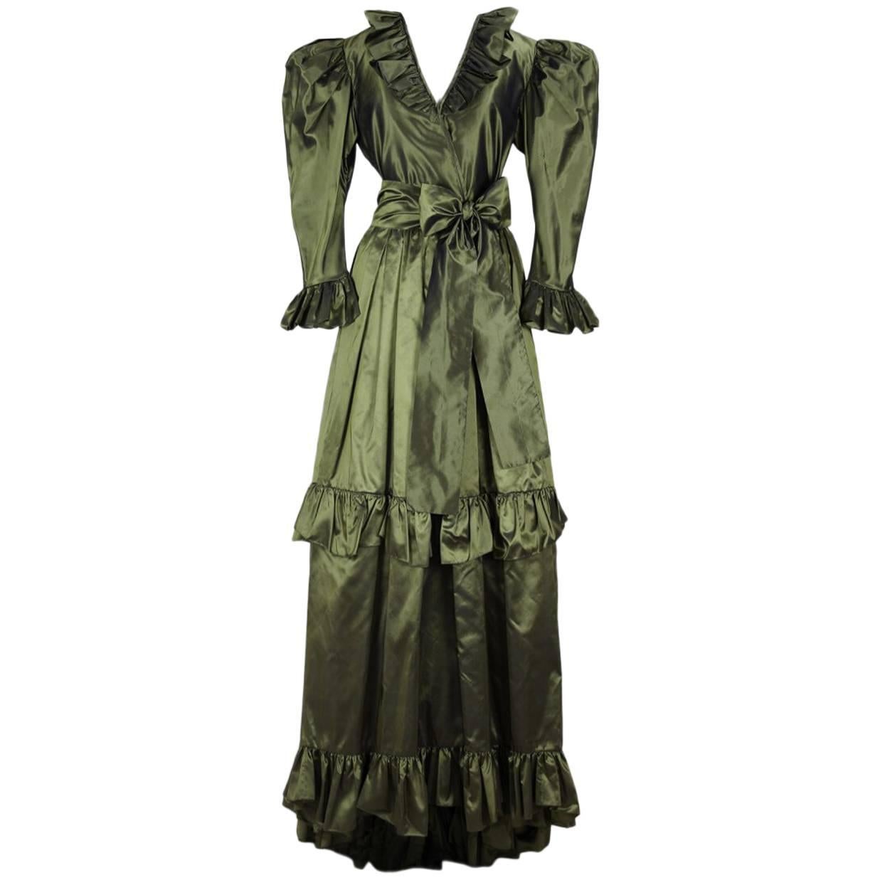 1978 YSL Yves Saint Laurent Green Silk Taffeta Blouse and Skirt Set For Sale