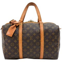 Authentic Vintage Louis Vuitton Luxury Monogramed Sac Souple 