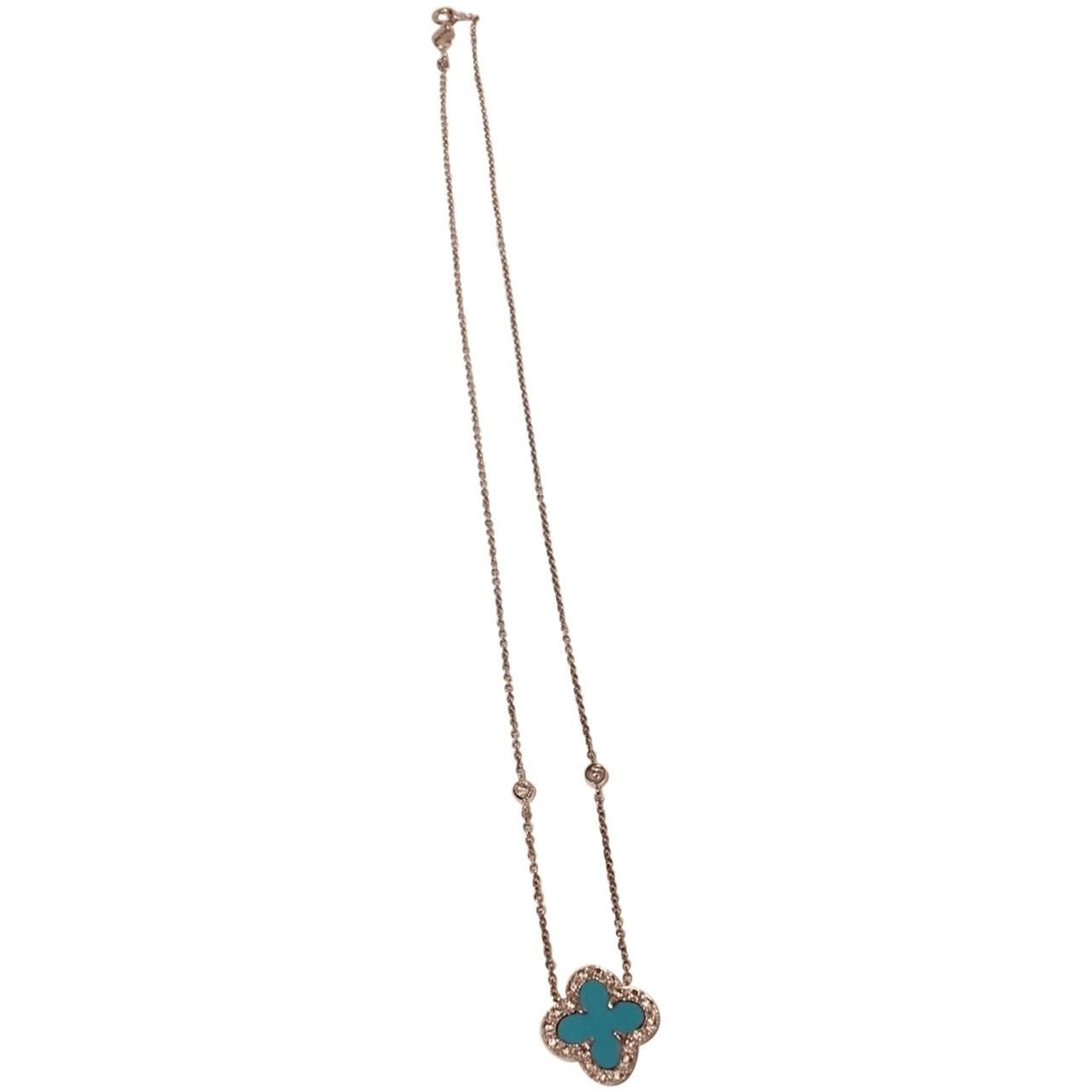 18K White Gold Turquoise Clover Necklace