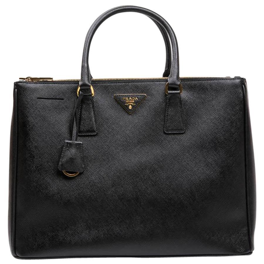 PRADA 'Galleria' Bag in Black Saffiano Leather