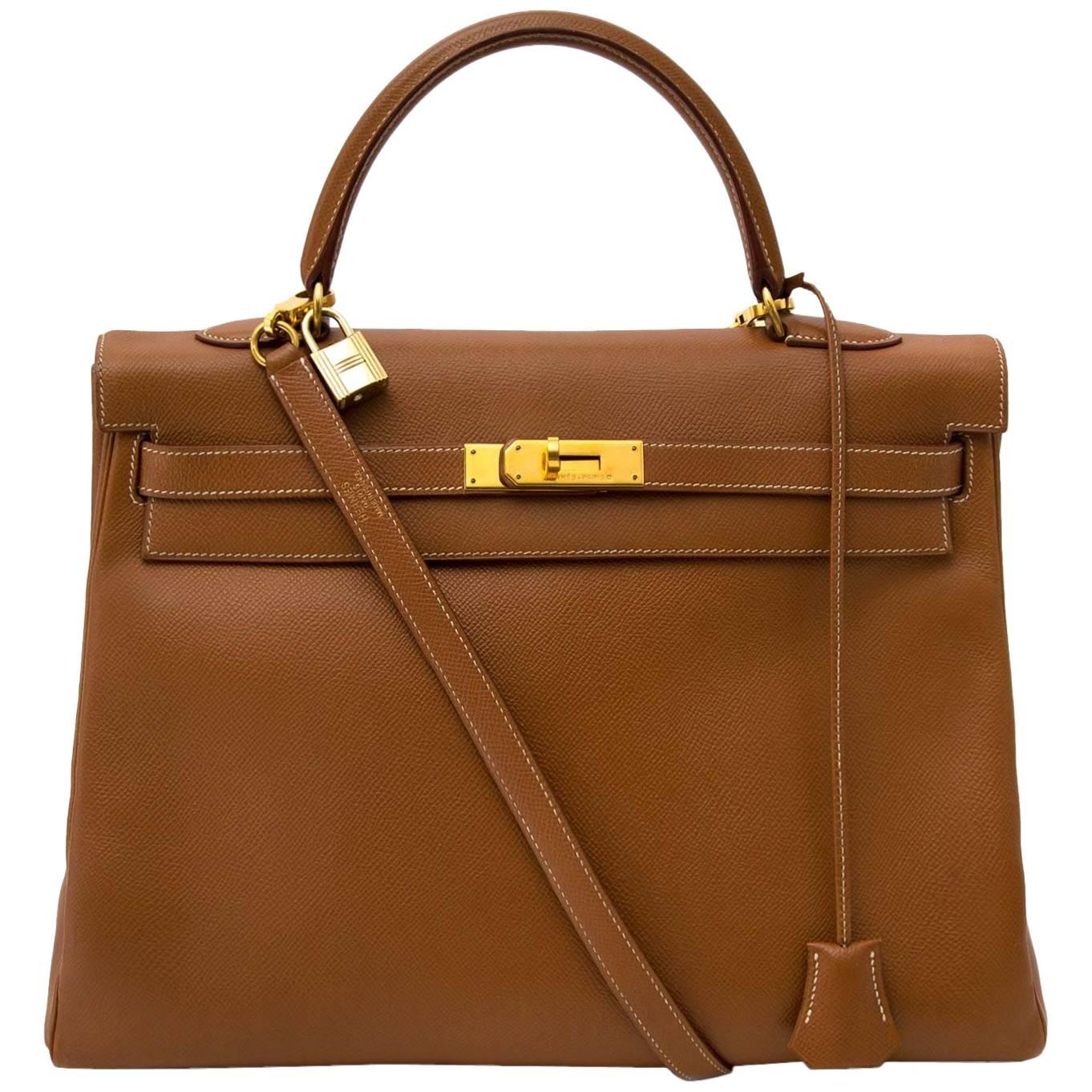 Hermès Kelly 35 Courchevel Gold GHW Bag