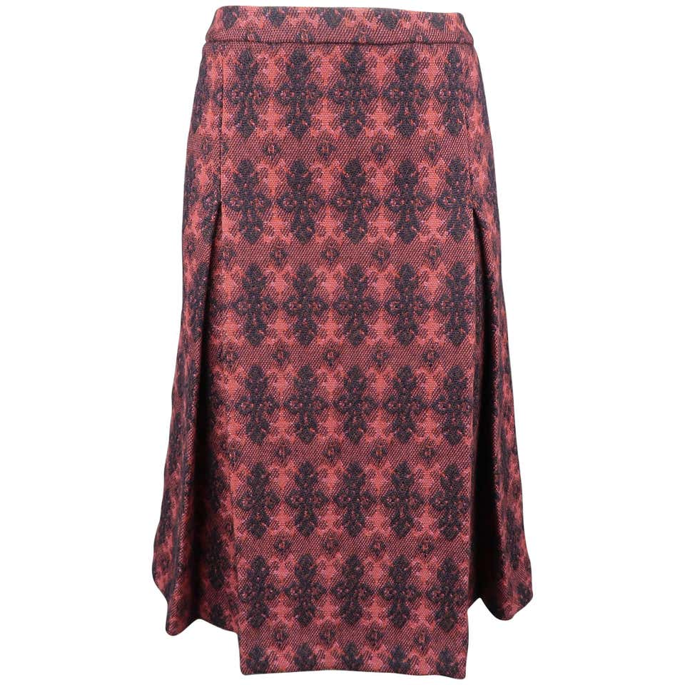 Miu Miu Burgundy Brocade Textured Virgin Wool Pleated Skirt at 1stDibs