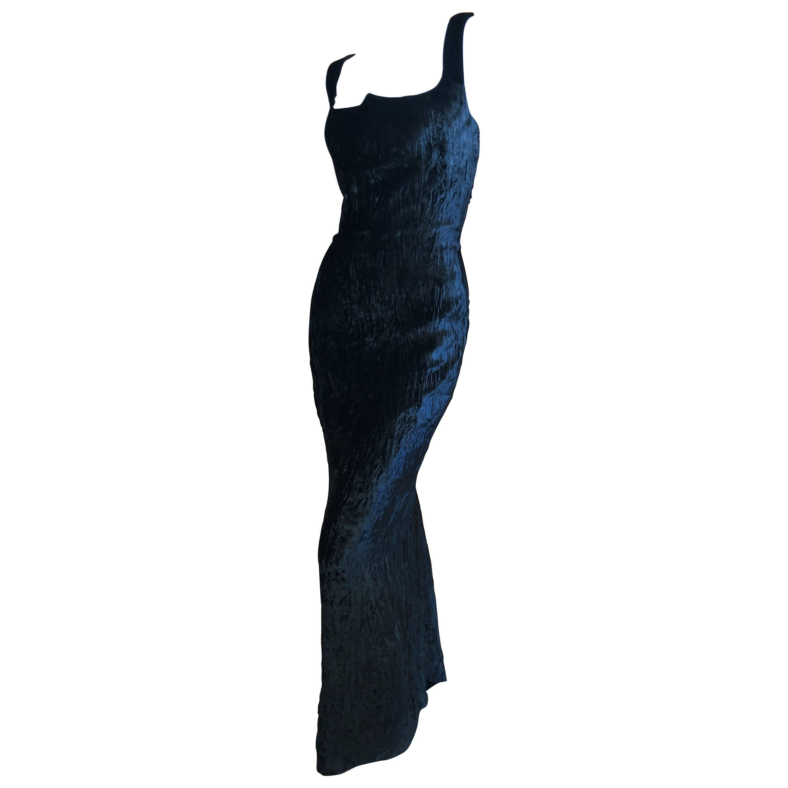 Gianni Versace Couture Vintage 1989 Textured Black Velvet  Evening Dress For Sale
