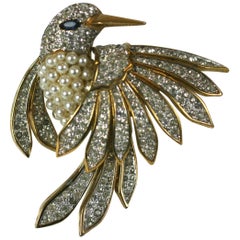 Retro Pearl Studded Jomaz Bird