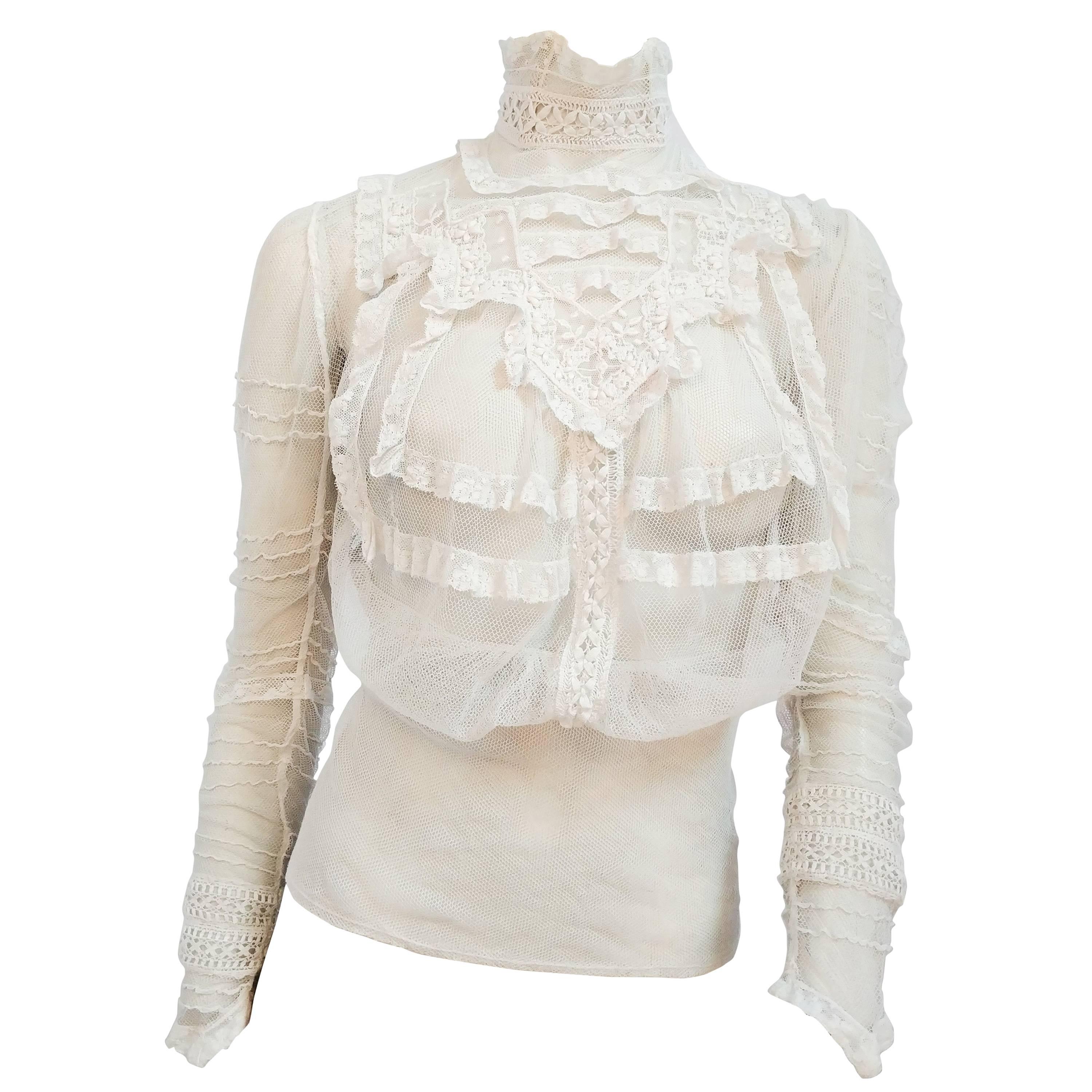 1900er Weiße Bluse aus durchsichtigem Mesh mit Spitze  im Angebot