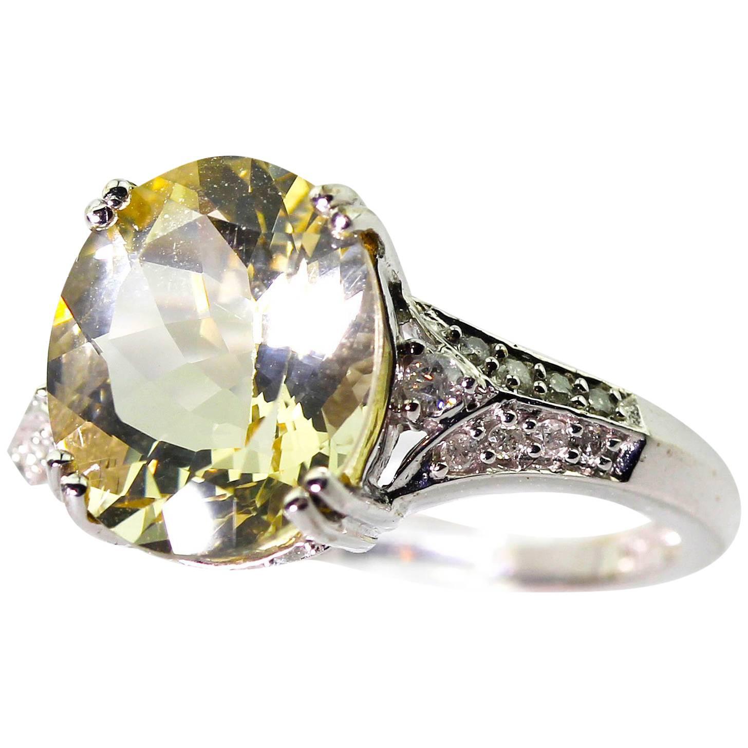 AJD Unique White Diamonds Enhance this 4 Cts Yellow Labradorite Gold Ring