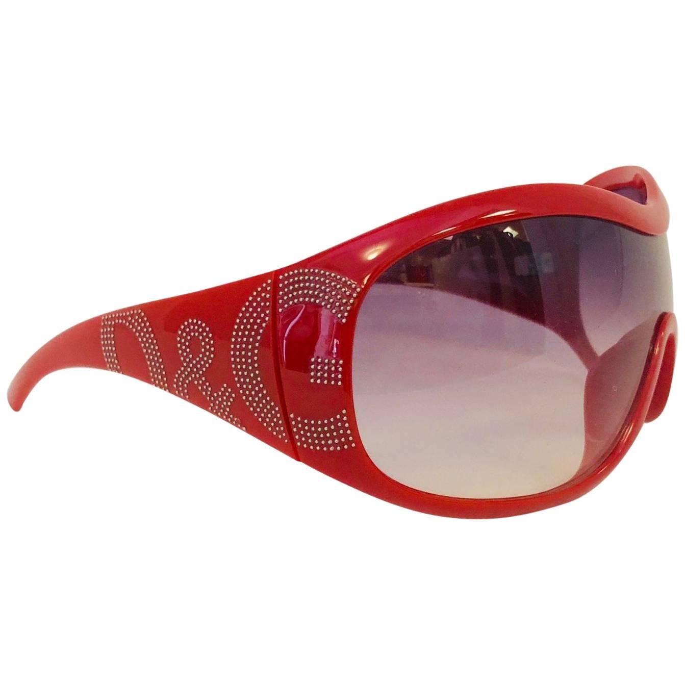 Men's Delicious D&G Dolce & Gabbana Wrap Sunglasses in Hot Red For Sale