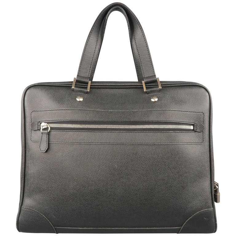 Louis Vuitton Men's Briefcase Black Taiga Textured Leather Travel
