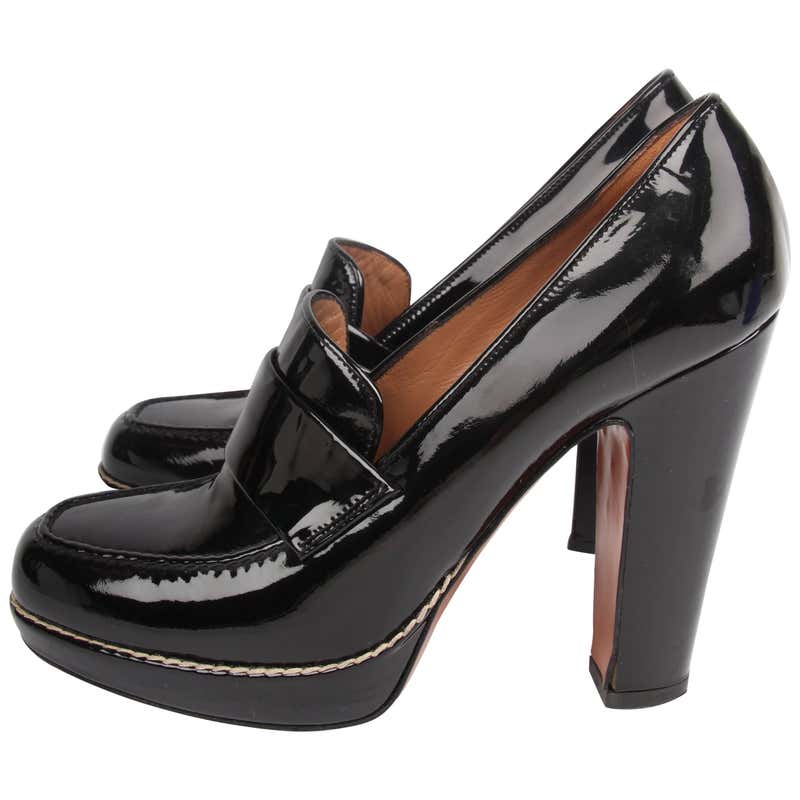 ALAIA Block Heel Pumps - black patent leather For Sale at 1stDibs
