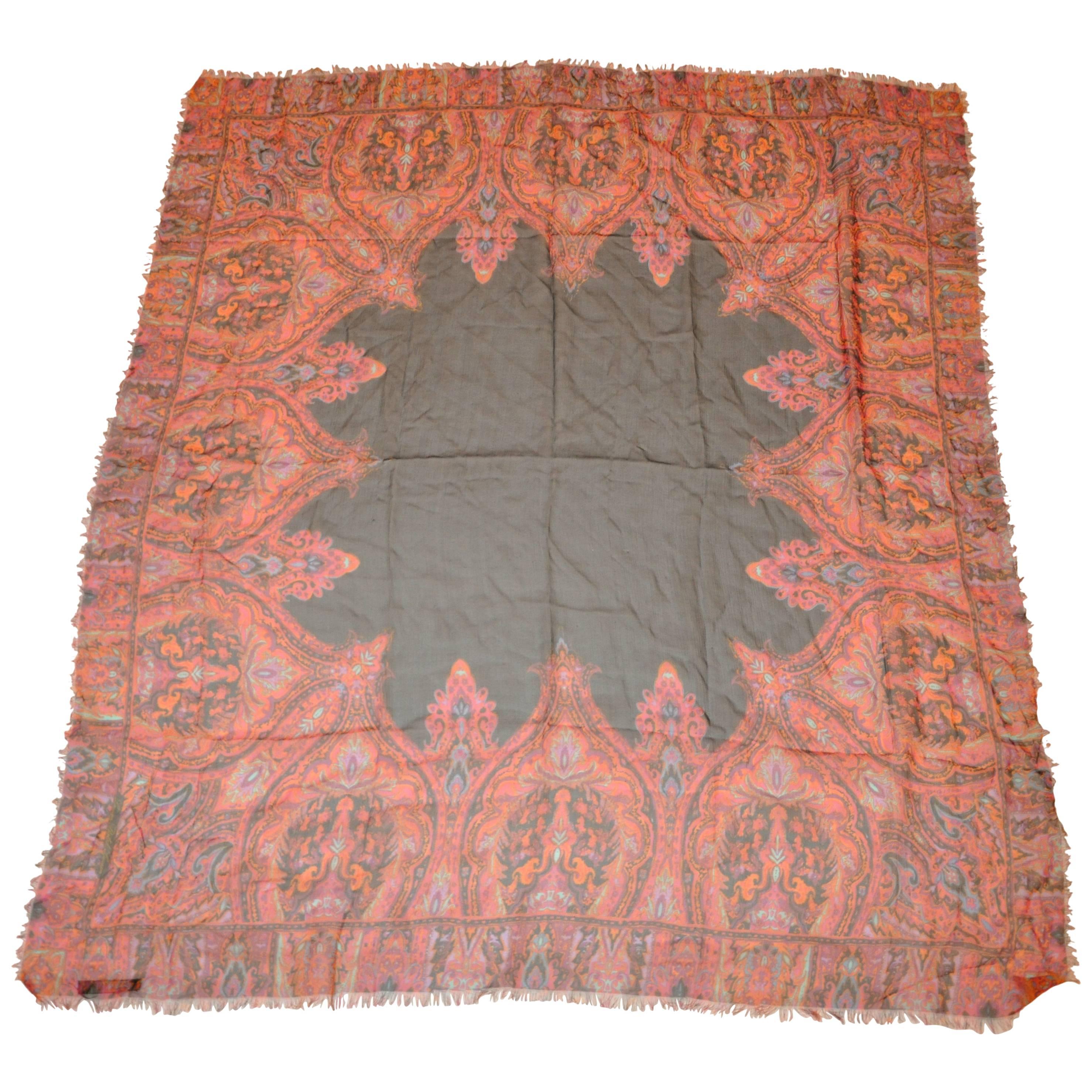 Pañuelo de Seda Ralph Lauren con Flecos Paisley Multicolor con Centro Negro