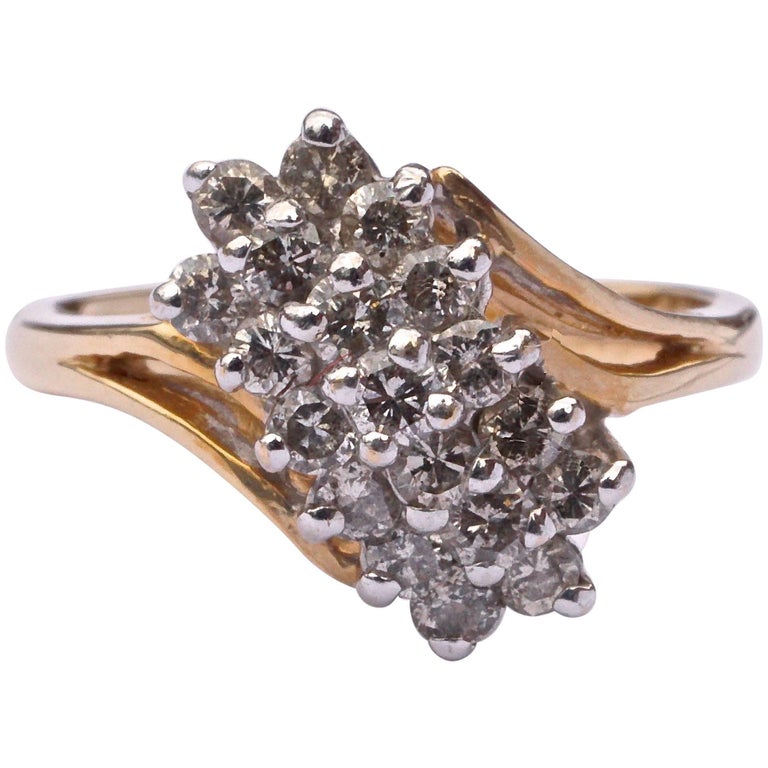 Vintage 14K Gold and Pave Cluster Diamond Ring For Sale at 1stdibs