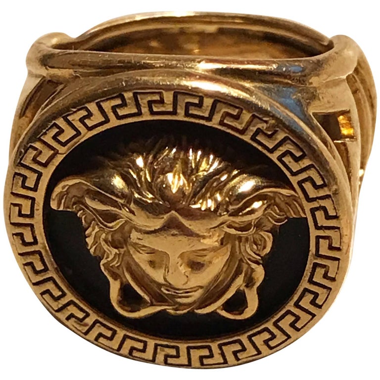 Giani Versace Medusa Gold ring. 1980's For Sale at 1stDibs | gold medusa  ring, versace gold ring 18k, 18k gold medusa ring