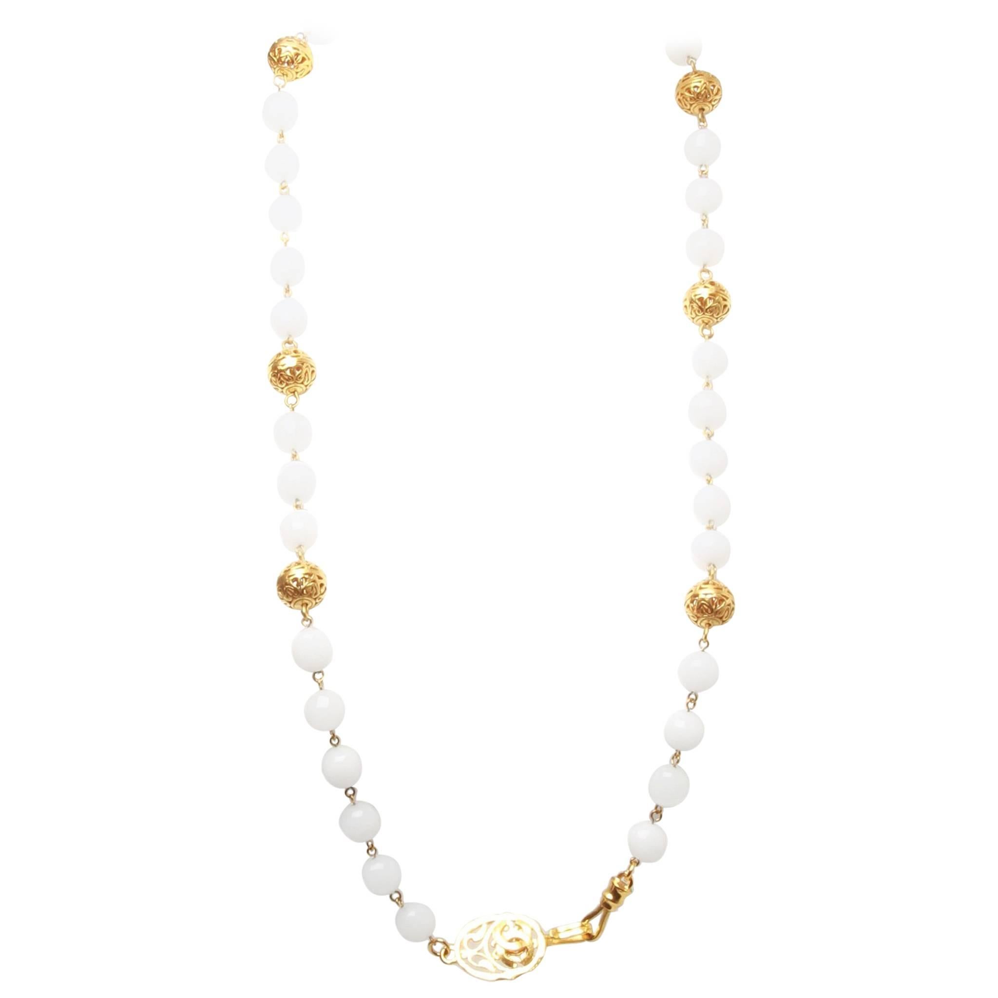 Chanel White Glass Beaded Necklace 