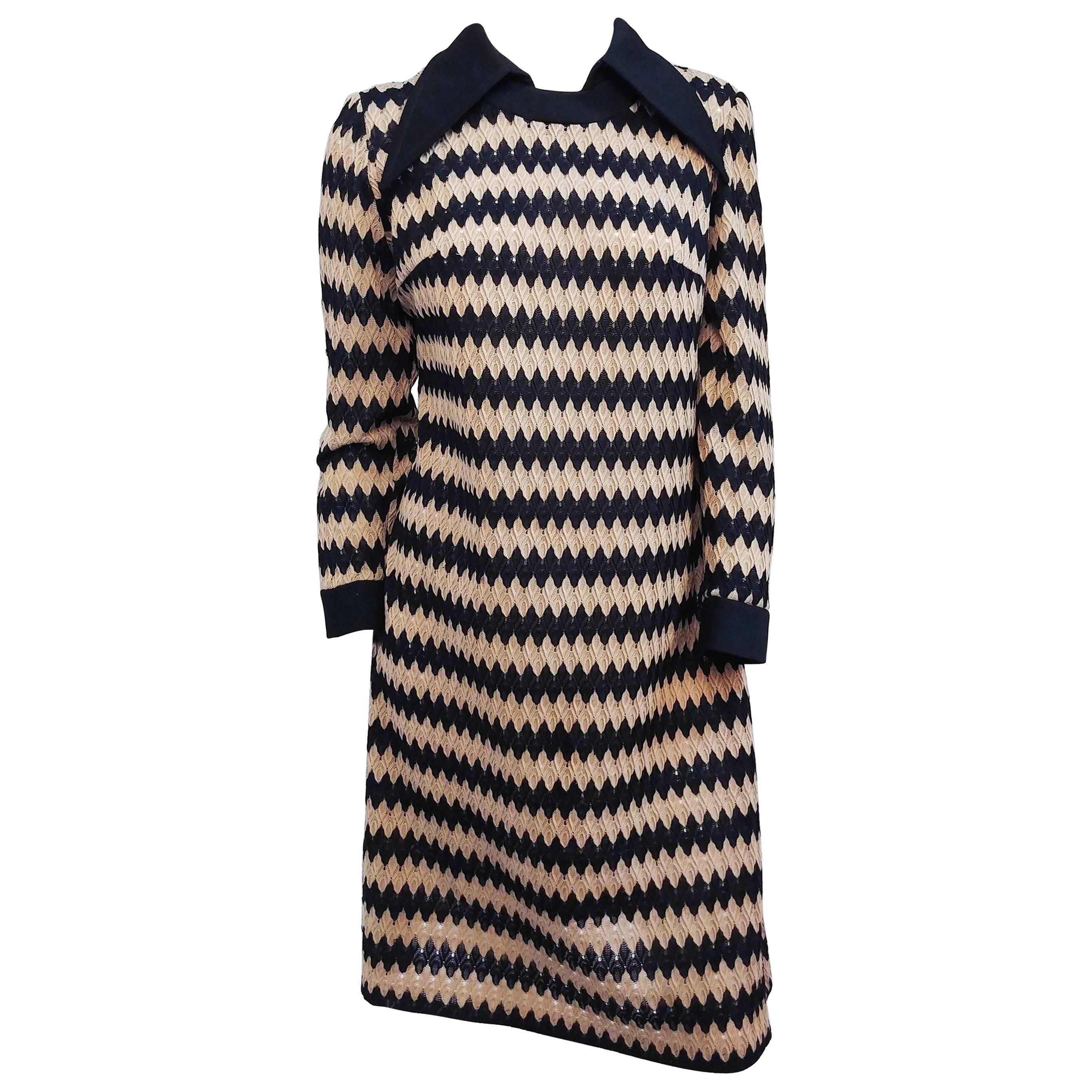 Tan and Black Knit Zig-Zag Collared Dress, 1970s For Sale