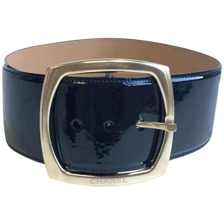 CHANEL Wide Belt in Navy Patent Leather Size 38FR