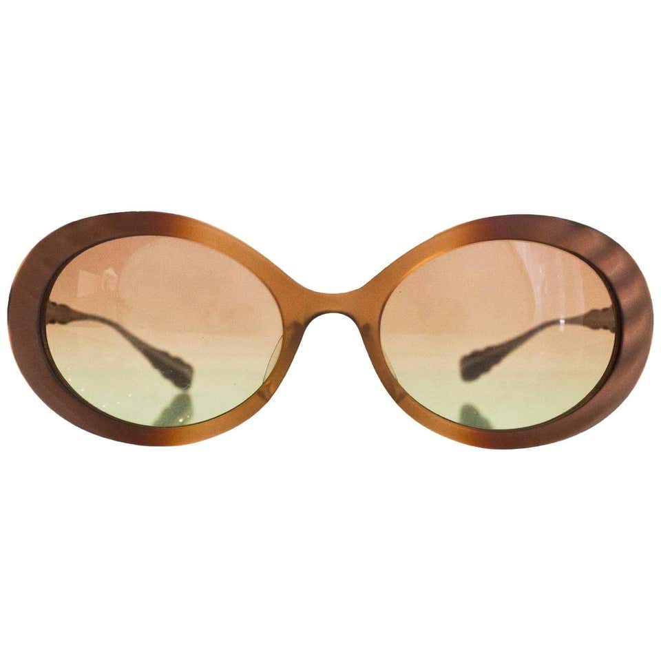 Vintage and Designer Sunglasses - 1,900 For Sale at 1stdibs - Page 15