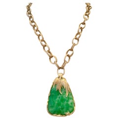 Vintage 70'S Castlecliff Gold & Faux Carved Jade Pendant Necklace 