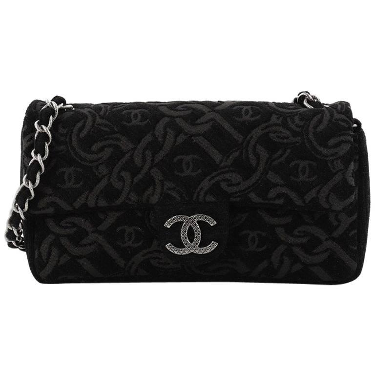 Chanel CC Chain Zip Flap Bag Tweed Small