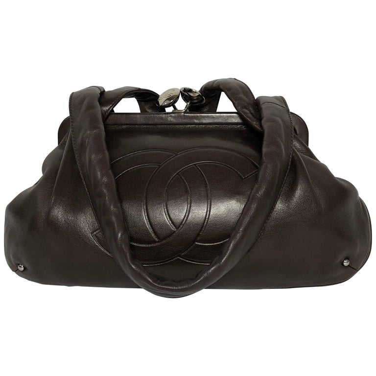 chanel black and white purse handbag