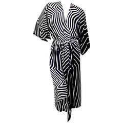 Retro Halston Kimono Wrap Dress in B&W Geometric Print with Matching Belt circa 1970s