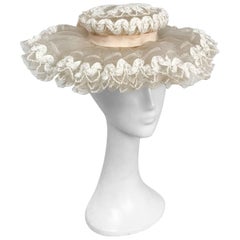 Vintage 1950s White Lace & Horsehair Hat