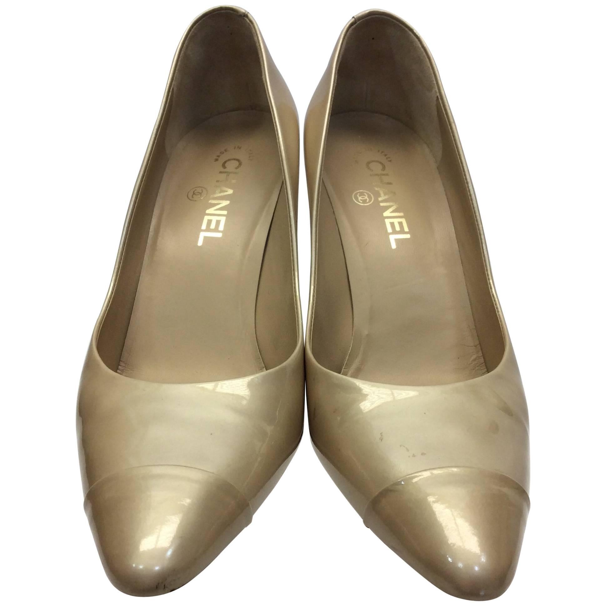 Chanel Nude Patent Leather Pumps For Sale