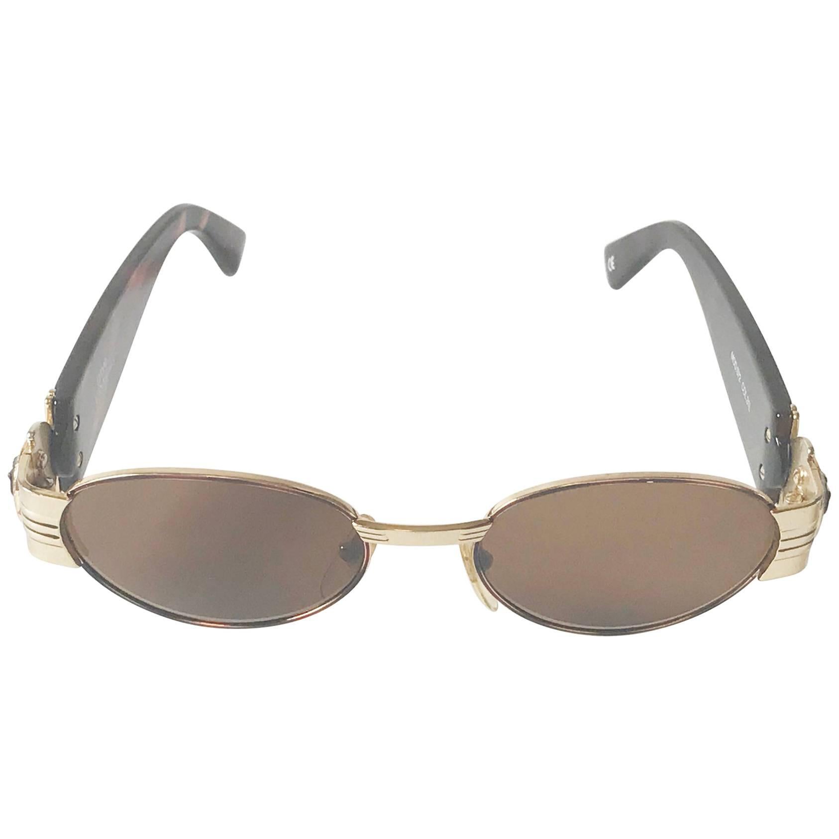 Gianni Versace Sunglasses. Mod. S72 Col. 31L.