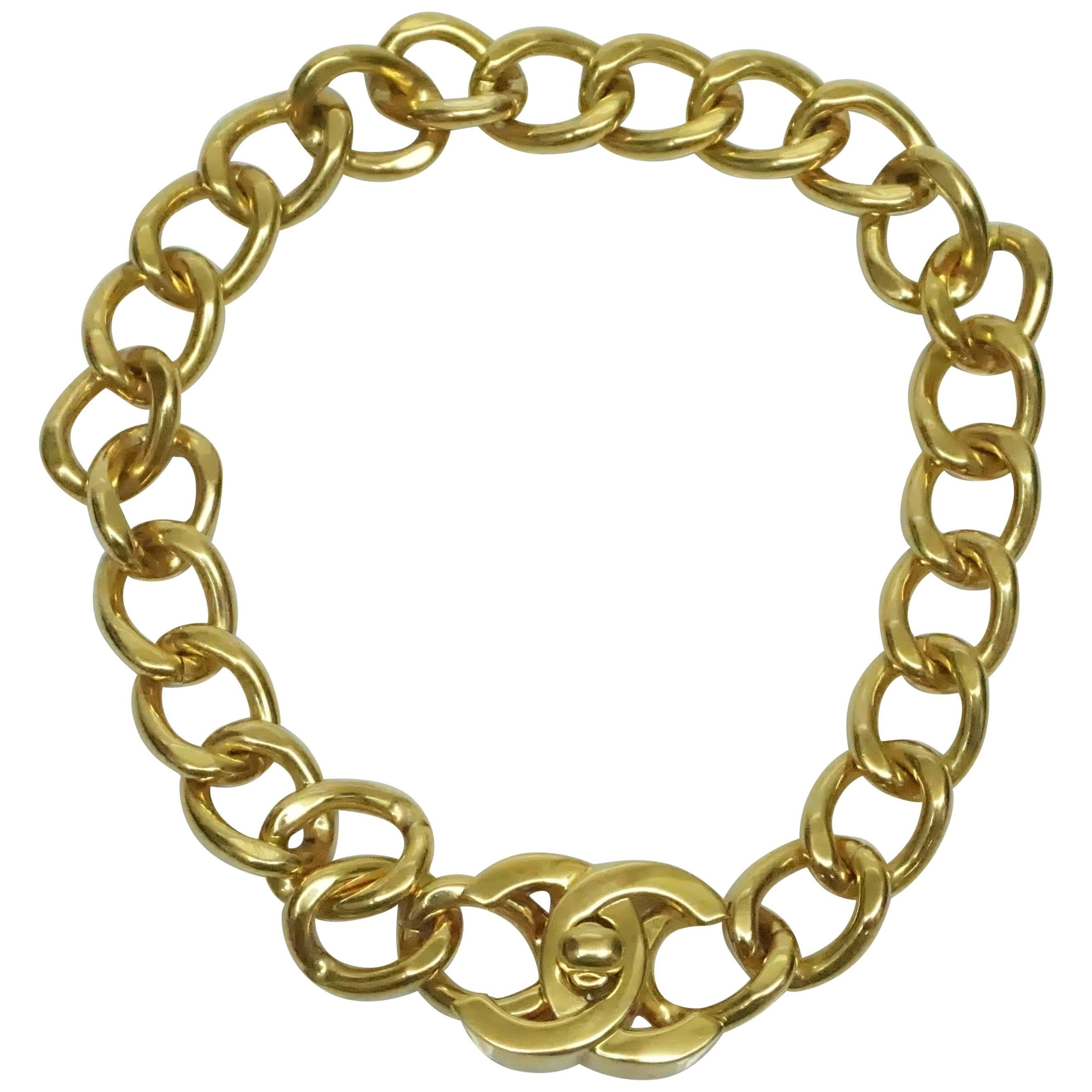 Chanel Gold Chain Link Necklace with Turnkey CC Closure- 95A