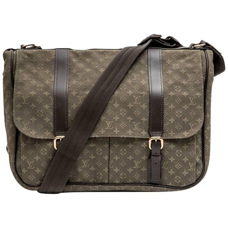 LOUIS VUITTON Bag in Khaki Green Monogram Canvas and Leather at 1stDibs