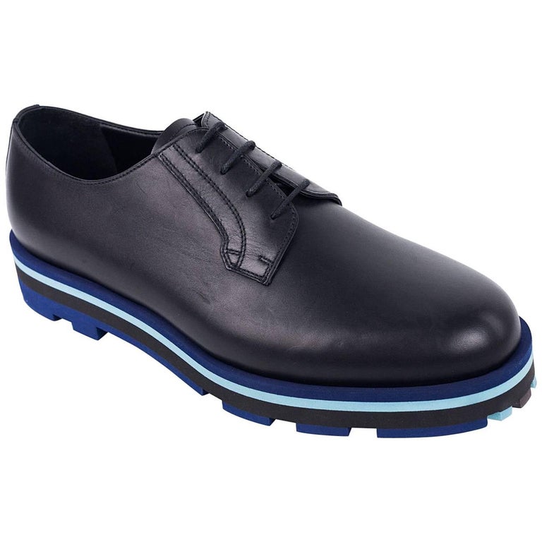 Valentino Men's Black Leather Contrast Sole Derby Shoes For Sale at 1stDibs
