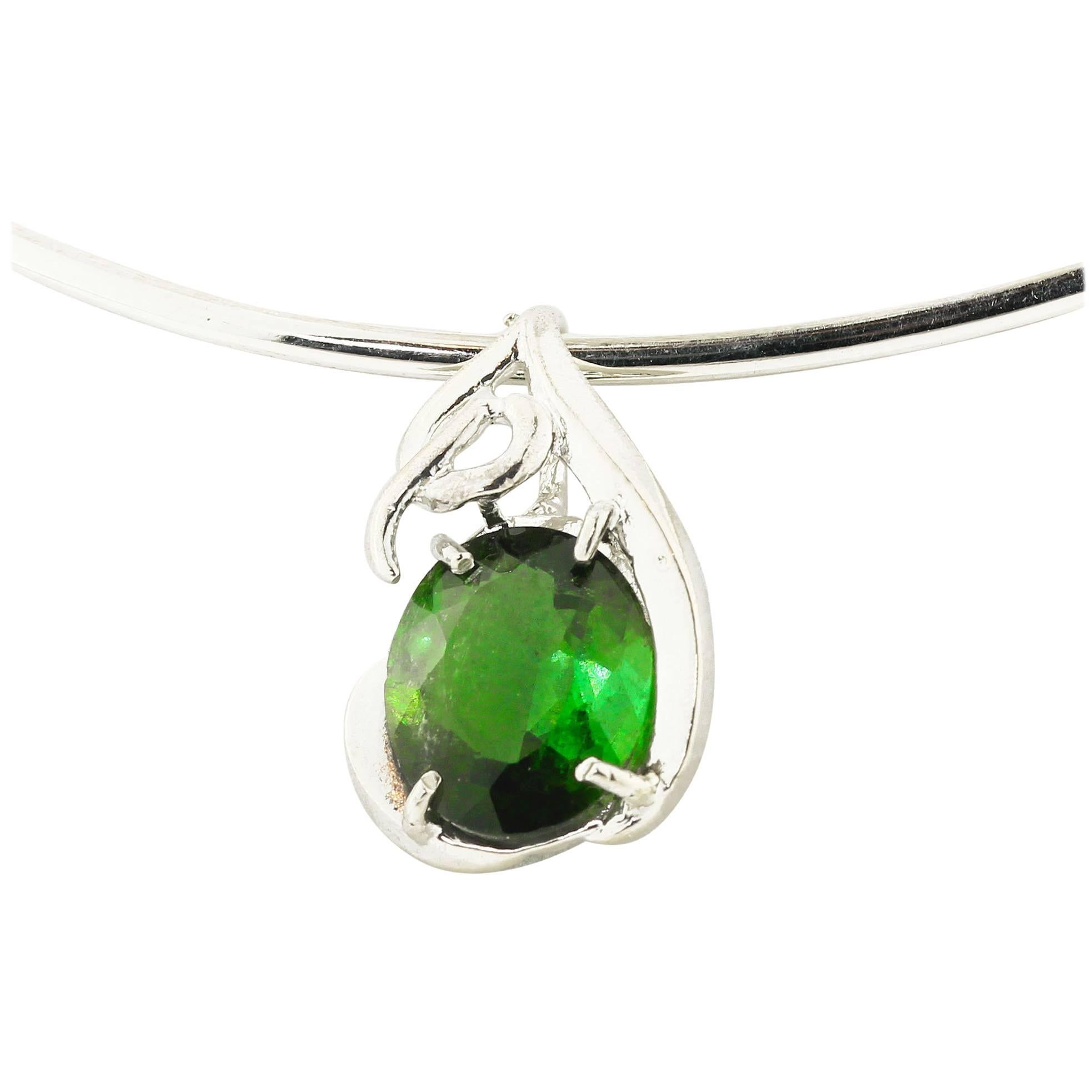 Gemjunky Brilliant Rare Bright Green 6 Cts Tourmaline Sterling Silver Pendant