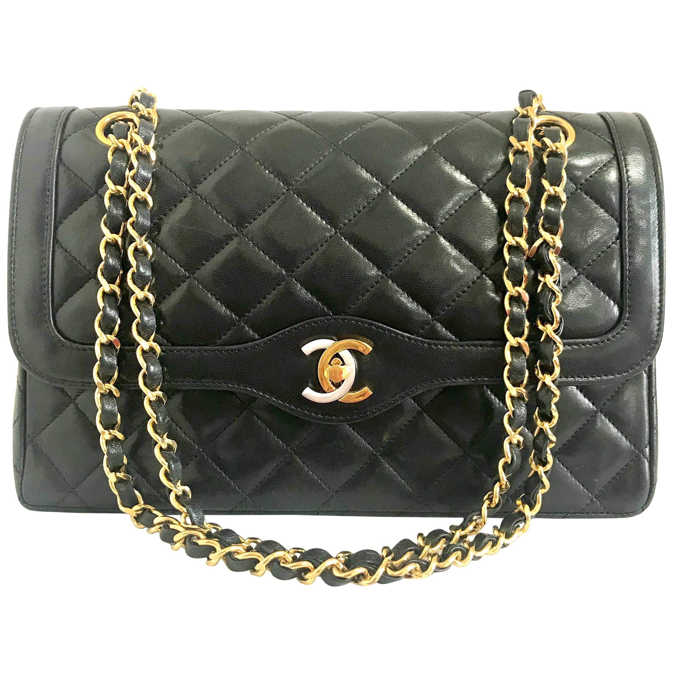 Fiasko Centrum Kabelbane Vintage Chanel black 2.55 classic double flap bag with gold and silver CC  motif. For Sale at 1stDibs | vintage chanel double flap bag, chanel bag  gold and silver chain, chanel gold