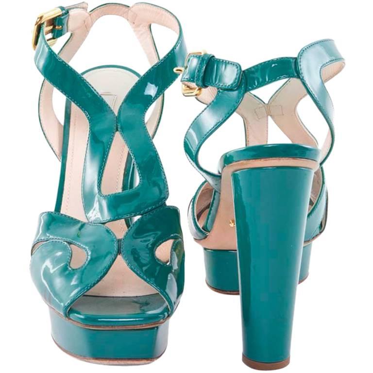 PRADA Turquoise Patent Leather High Heels Pumps Size 38.5FR For Sale