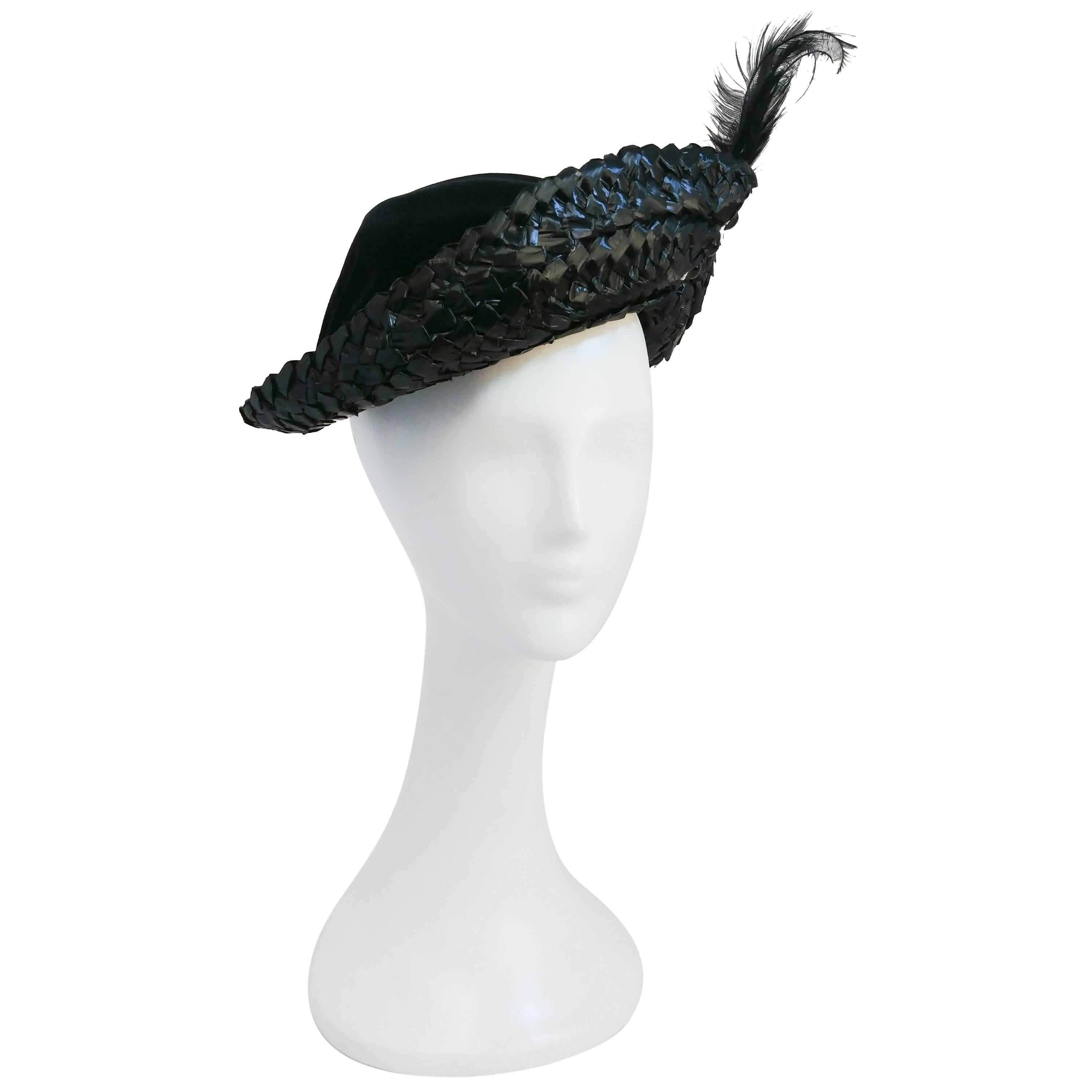 1930's Black Silk Velvet and Raffia Hat For Sale