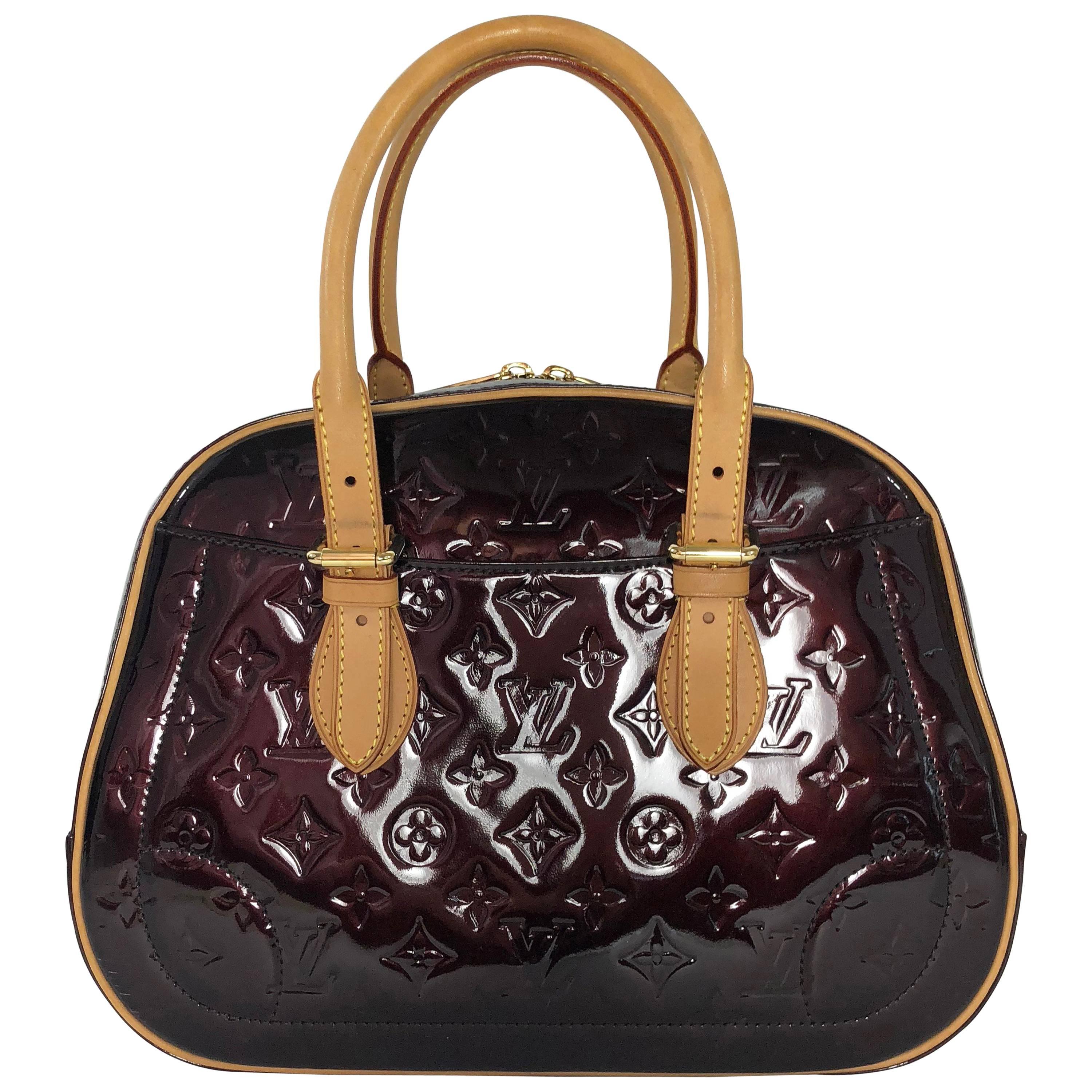 Louis Vuitton Vernis Summit Drive in Amarante For Sale