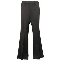 Men's GUCCI by TOM FORD Size 31 Black Solid Wool Flaired Leg Dress Pants