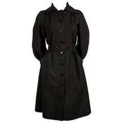 1970er Jahre ANDRES COURREGES schwarzer Trenchcoat