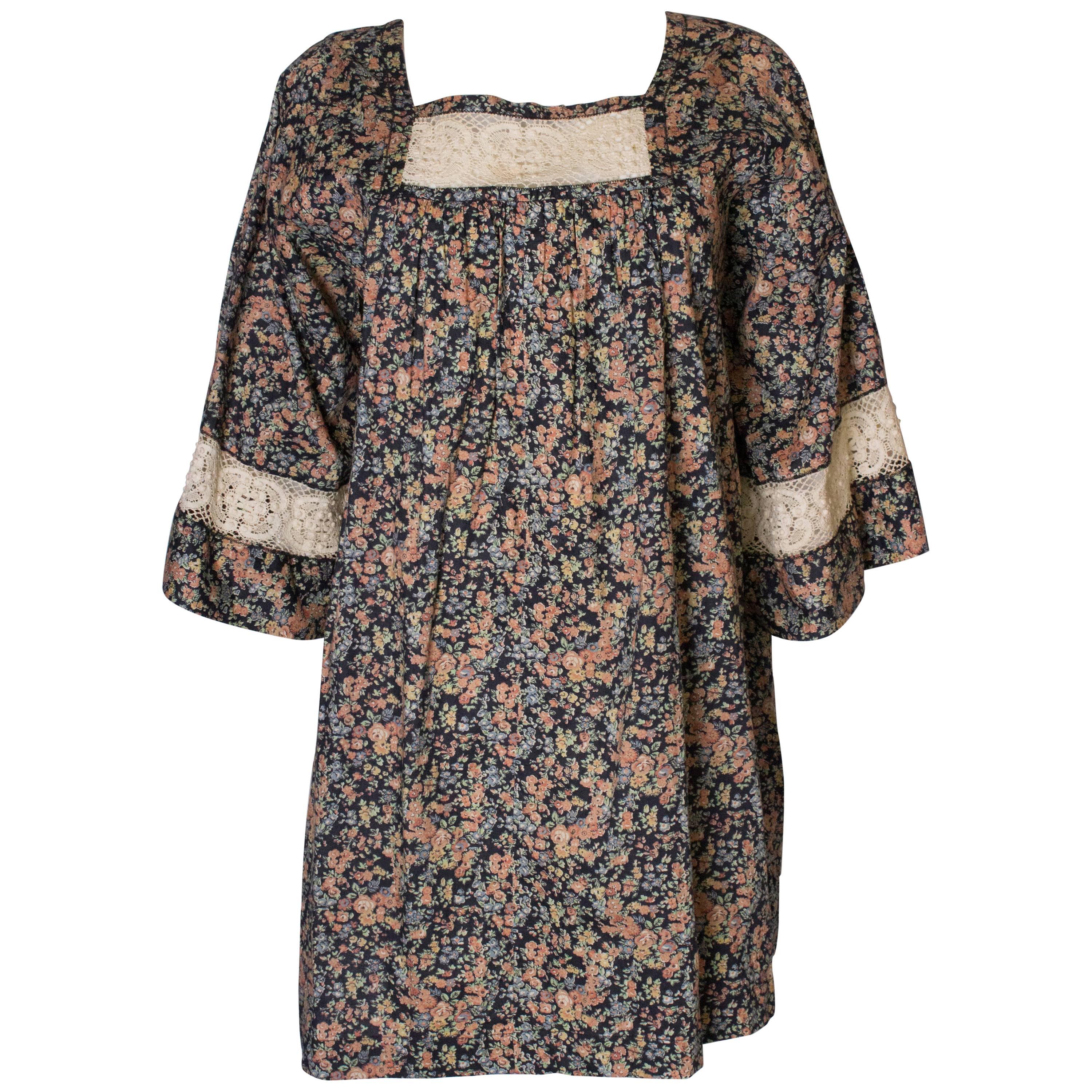 A Vintage 1970s floral print cotton smock  top by Sara Ferni for Liberty