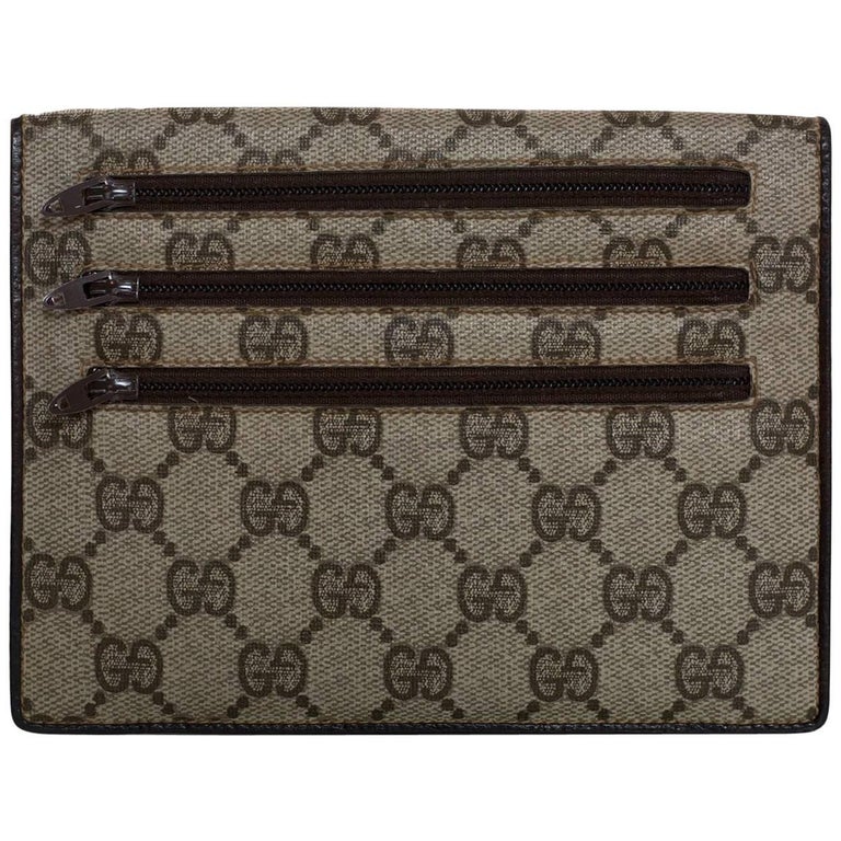 Gucci Vintage Tan Monogram Supreme Passport Cover For Sale at 1stDibs