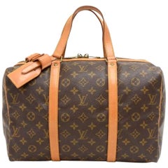 Authentic Vintage Louis Vuitton Luxury Monogramed Sac Souple 