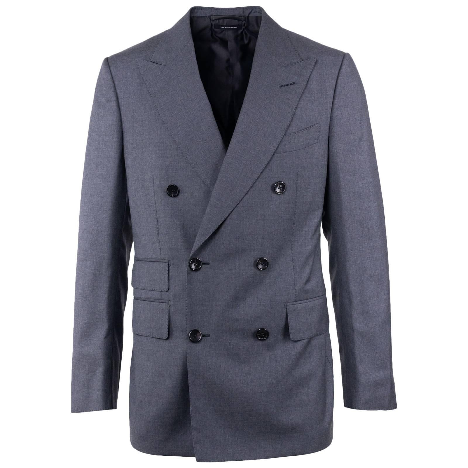 Tom Ford Men's Grey Pure Wool Double Breasted Two Piece Suit For Sale