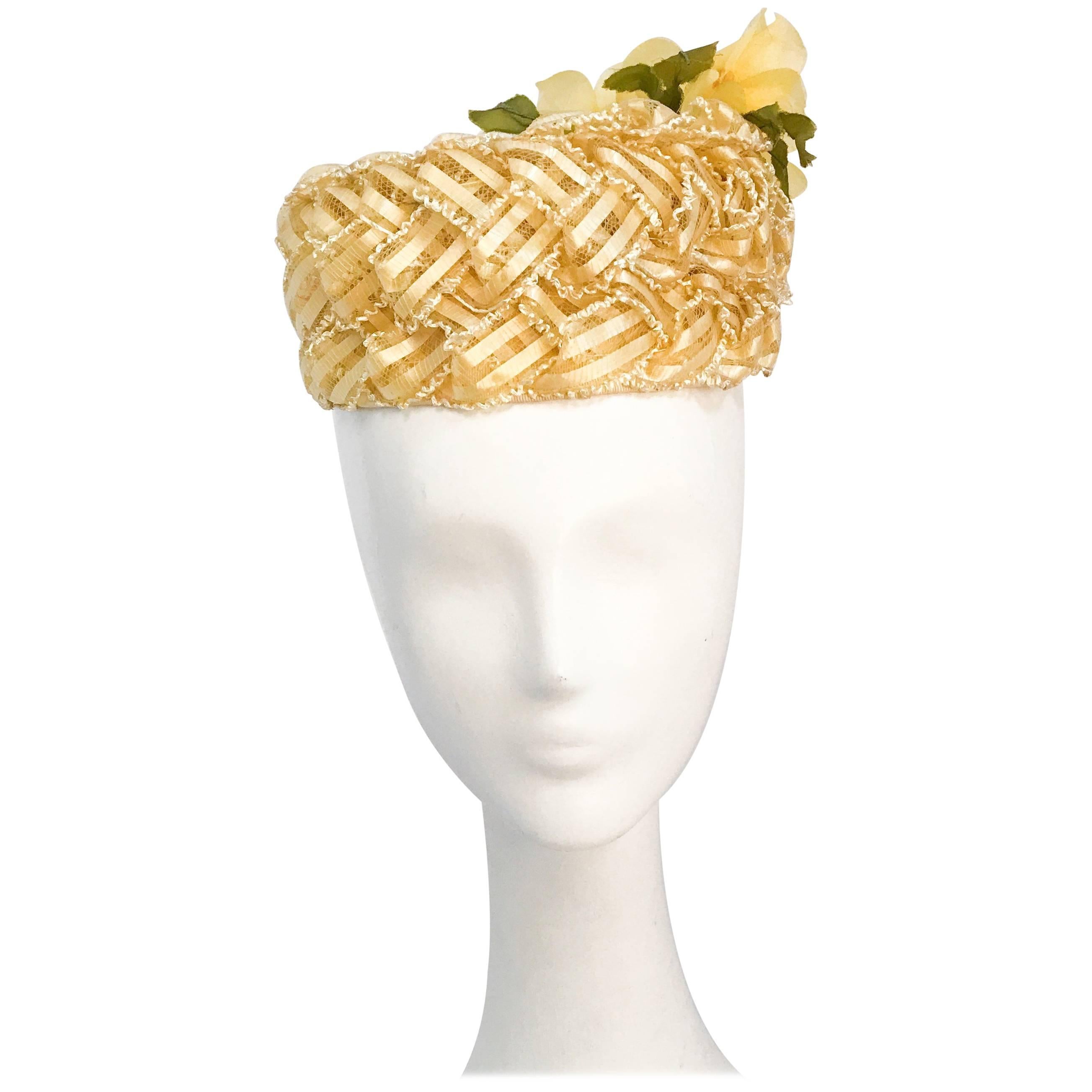 Yellow Raffia and Straw Ribbon Pillbox hat with Silk Flowers, 1960s 