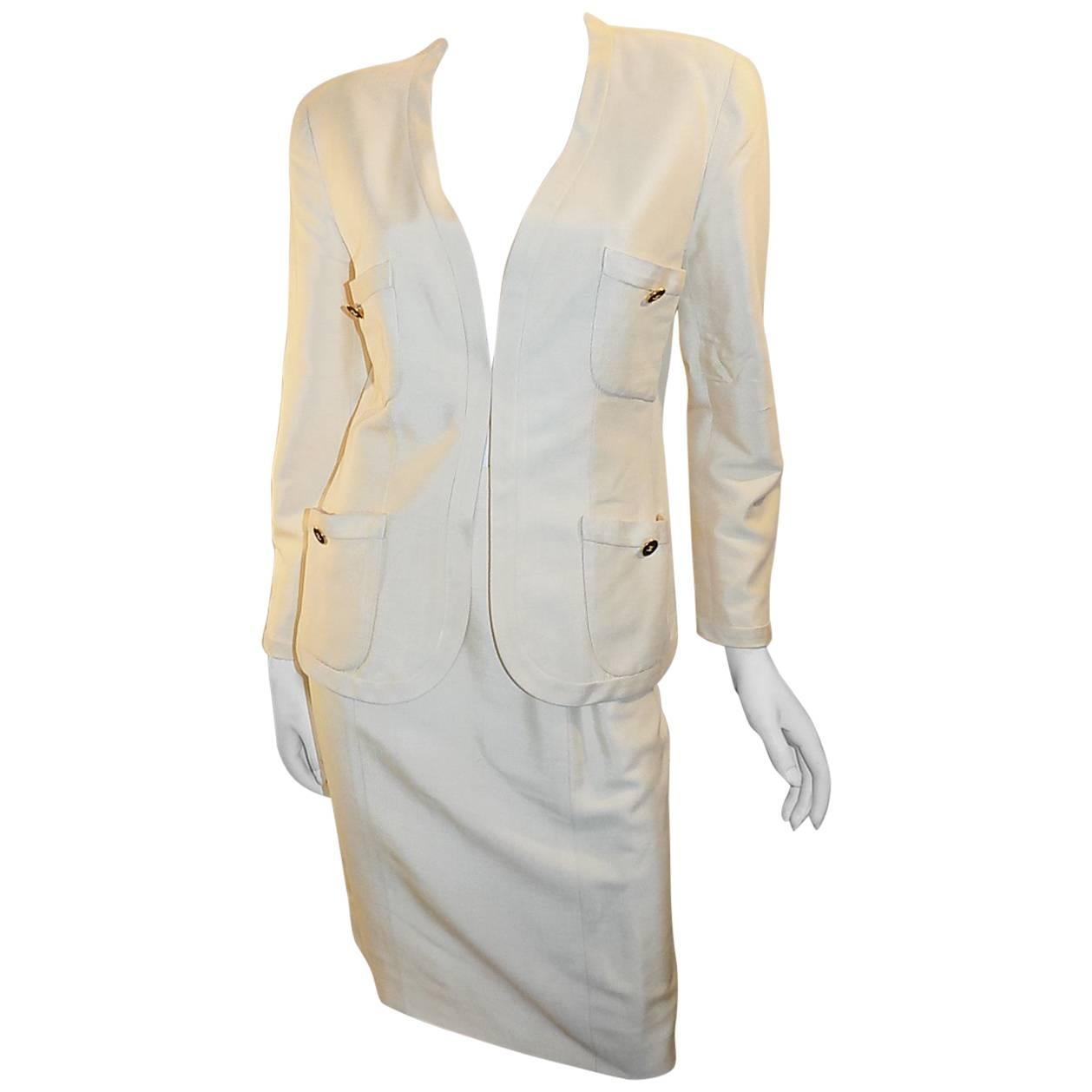 Chanel ivory silk  CC logo buttons summer skirt suit For Sale