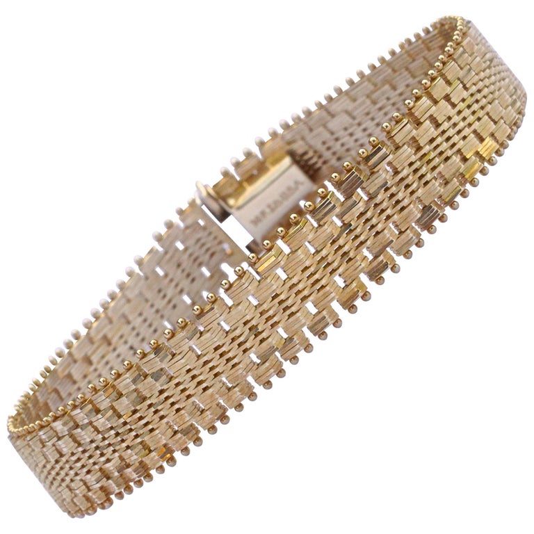Imperial Gold Fancy Link 14K Gold Bracelet For Sale at 1stdibs