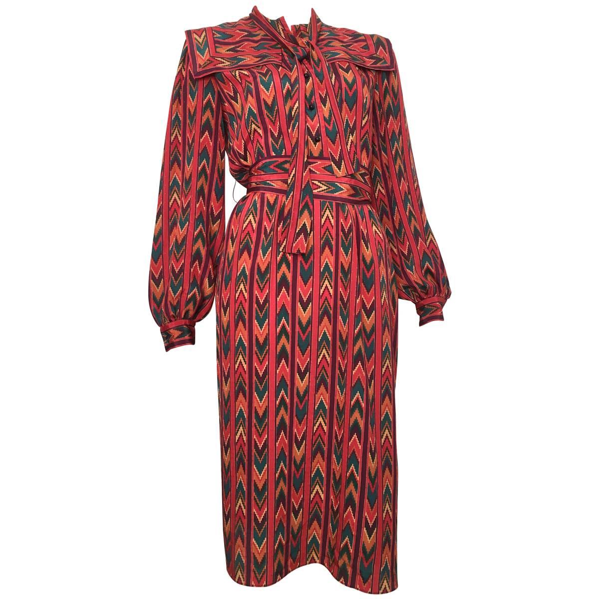 Molly Parnis 1980s Native American Print Dress Size 10. For Sale