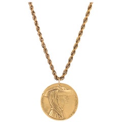 ALVA MUSEUM REPLICAS c.1970's Gold Don Inigo d'Avalos Medallion Pendant Necklace
