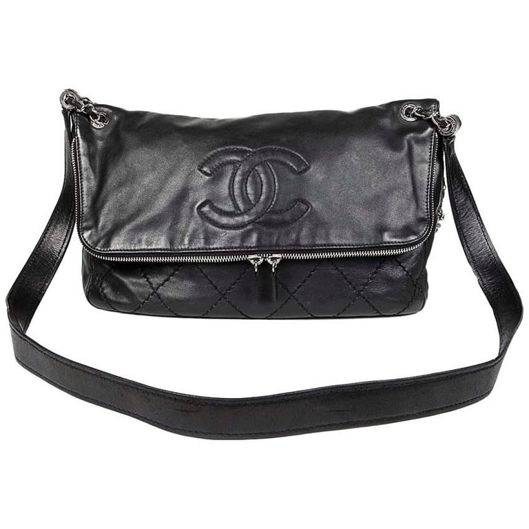 chanel quilted messenger bag