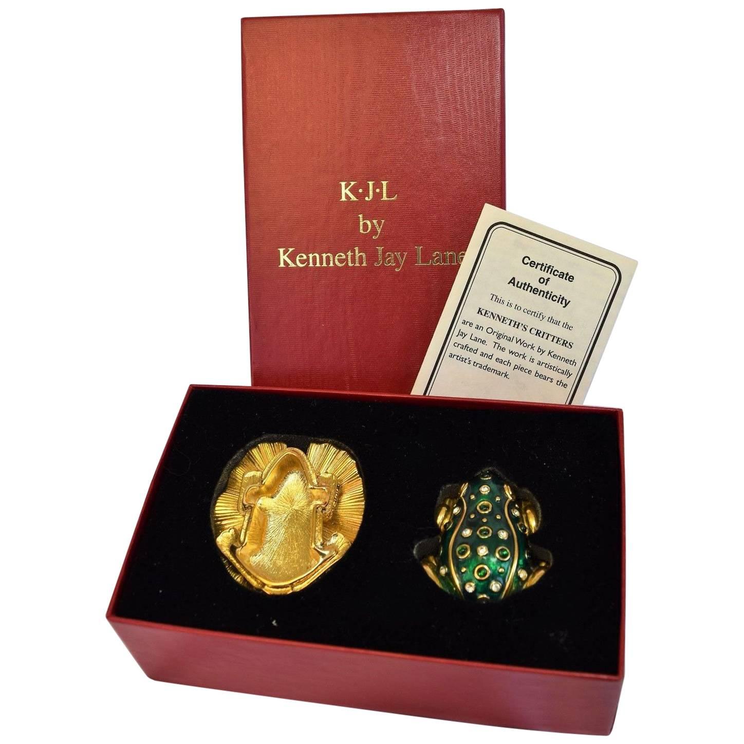 Kenneth Jay Lane KJL Green Frog Pin Brooch and Trinket Pill Box